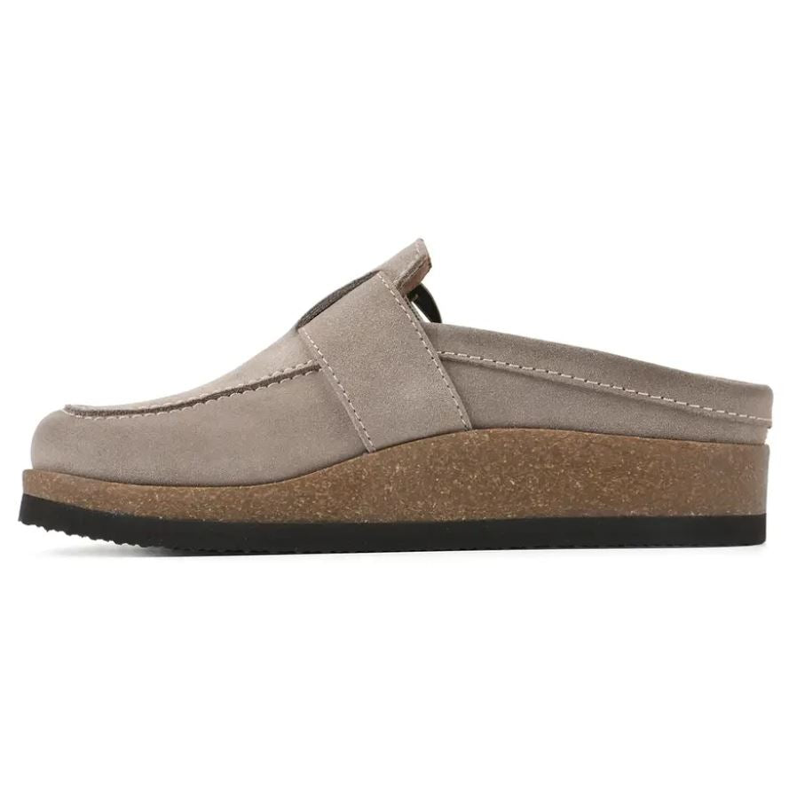 Women’s Comfortable Leather Slip-On Clogs
